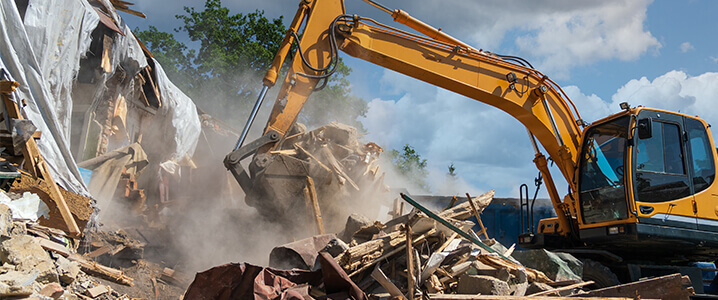 Building Demolition 汚染した土壌に建つ建物解体について